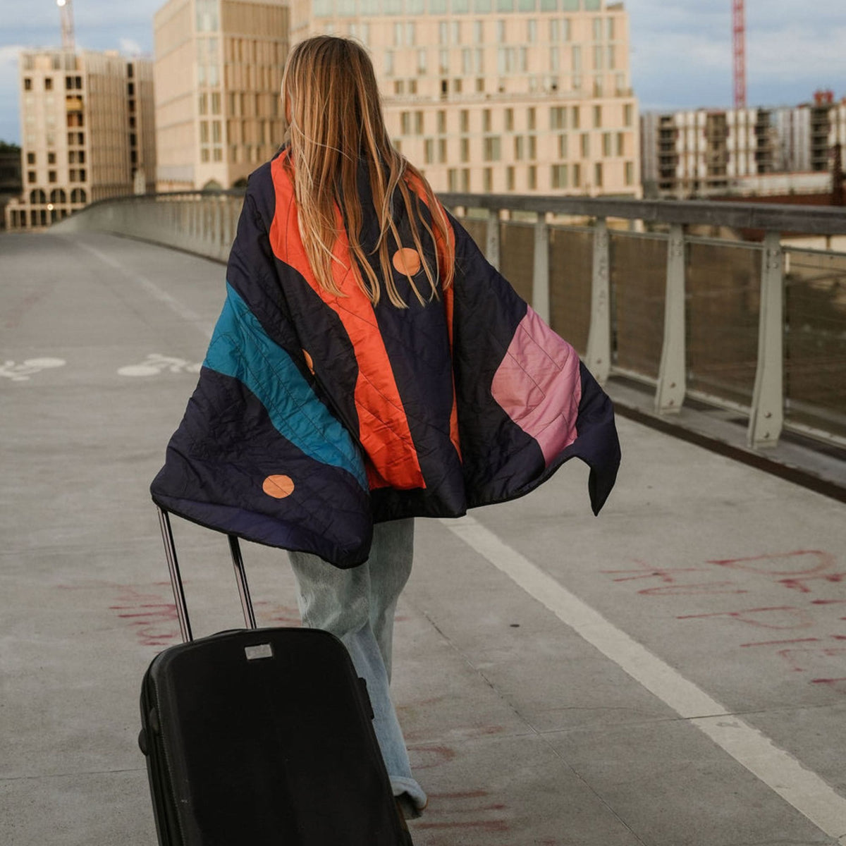 VOITED NeckPack Travel Blanket - Trailtrekker