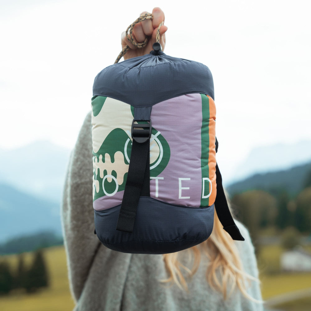 VOITED Mini Traveler Cream Indoor / Outdoor Camping Blanket - Trailbound