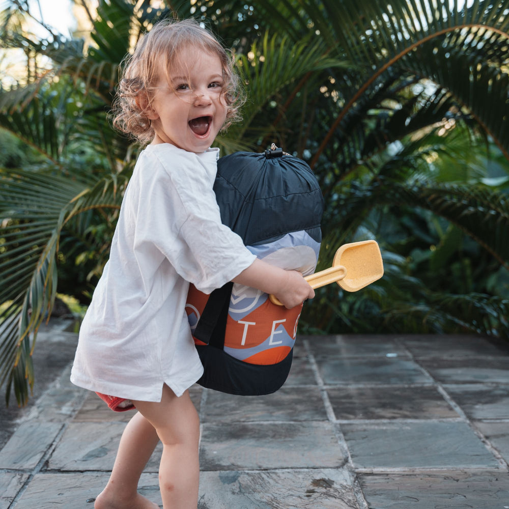 VOITED Mini Traveler Cream Indoor / Outdoor Camping Blanket - Tide