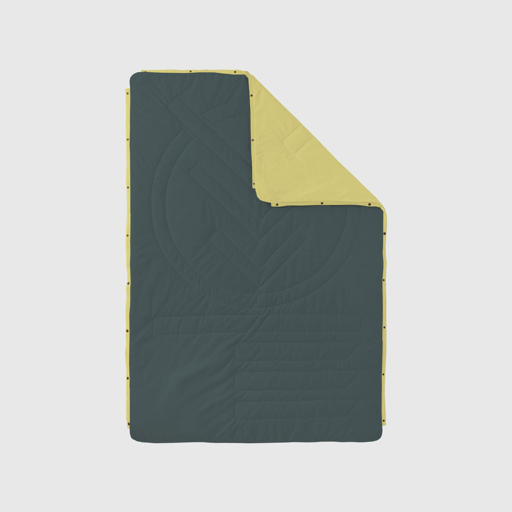 VOITED Recycled Ripstop Outdoor Camping Blanket - Green Gables / Dusty Sand