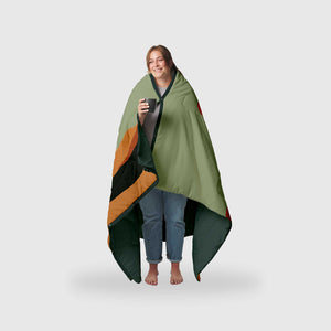 VOITED Recycled Ripstop Outdoor Camping Blanket - Jasper / Tree Green Jo