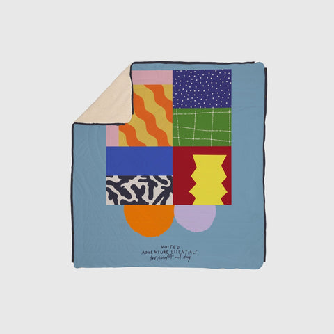 VOITED Queen CloudTouch® Indoor/Outdoor Camping Blanket - Essentials