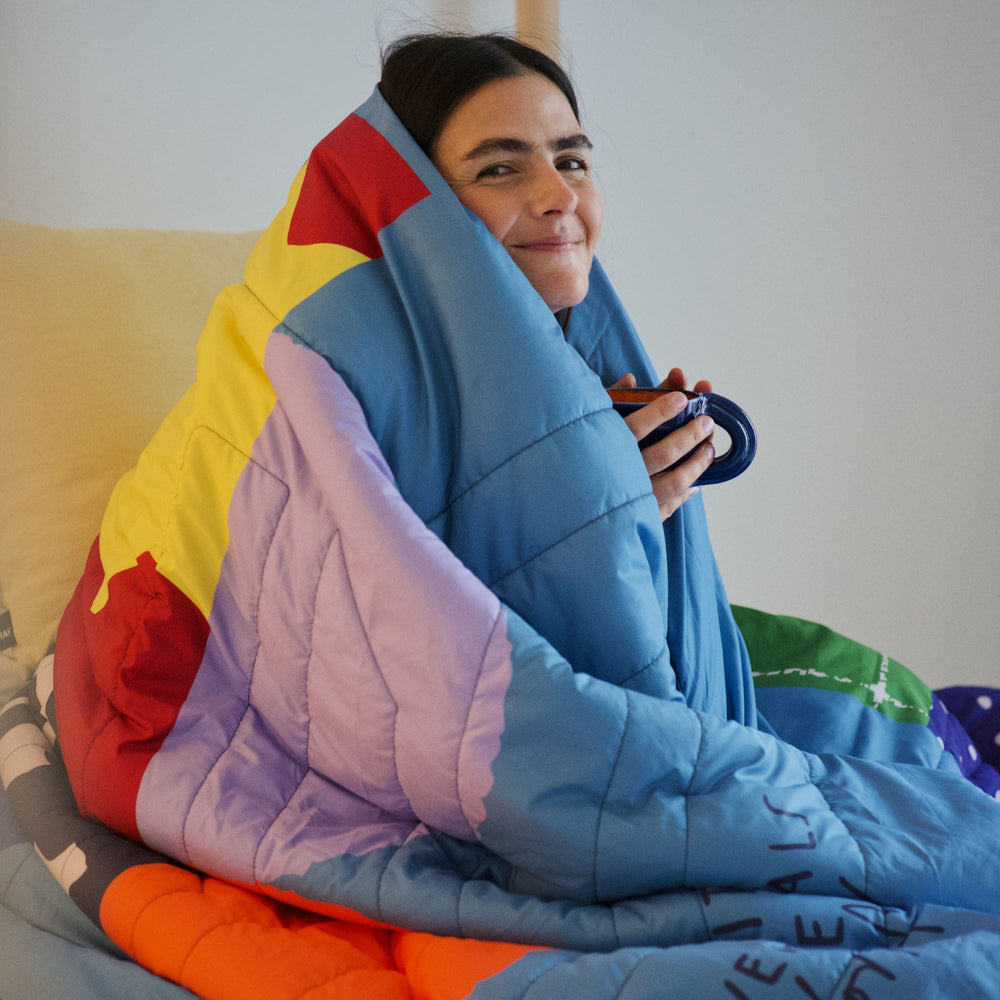 VOITED Queen CloudTouch® Indoor/Outdoor Camping Blanket - Essentials