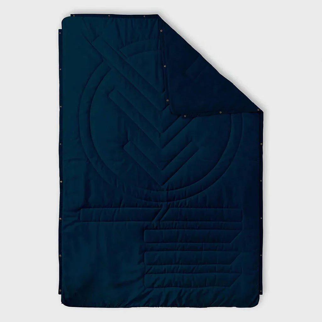 VOITED Recycled Ripstop Outdoor Camping Blanket - Ocean Navy